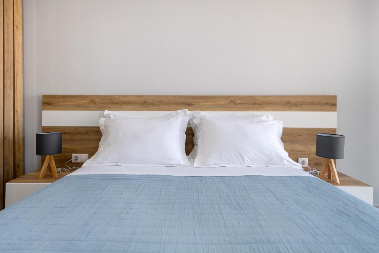 Peters Place - Paros Resort Parasporos Exteriör bild